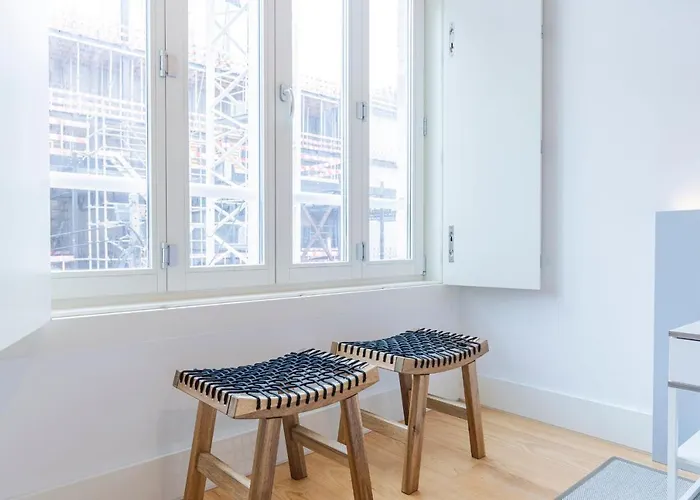 Modern Rustic Flat In Santos By Lovelystay *