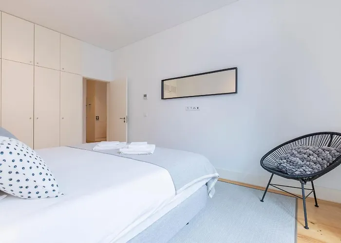 Modern Rustic Flat In Santos By Lovelystay * Lisbon