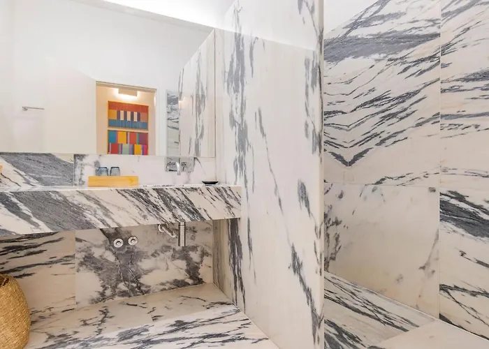 Modern Rustic Flat In Santos By Lovelystay Apartment