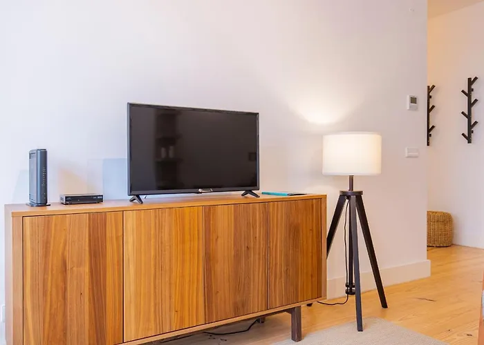 Apartment Modern Rustic Flat In Santos By Lovelystay Lissabon