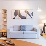 Modern Rustic Flat In Santos By Lovelystay Lisboa